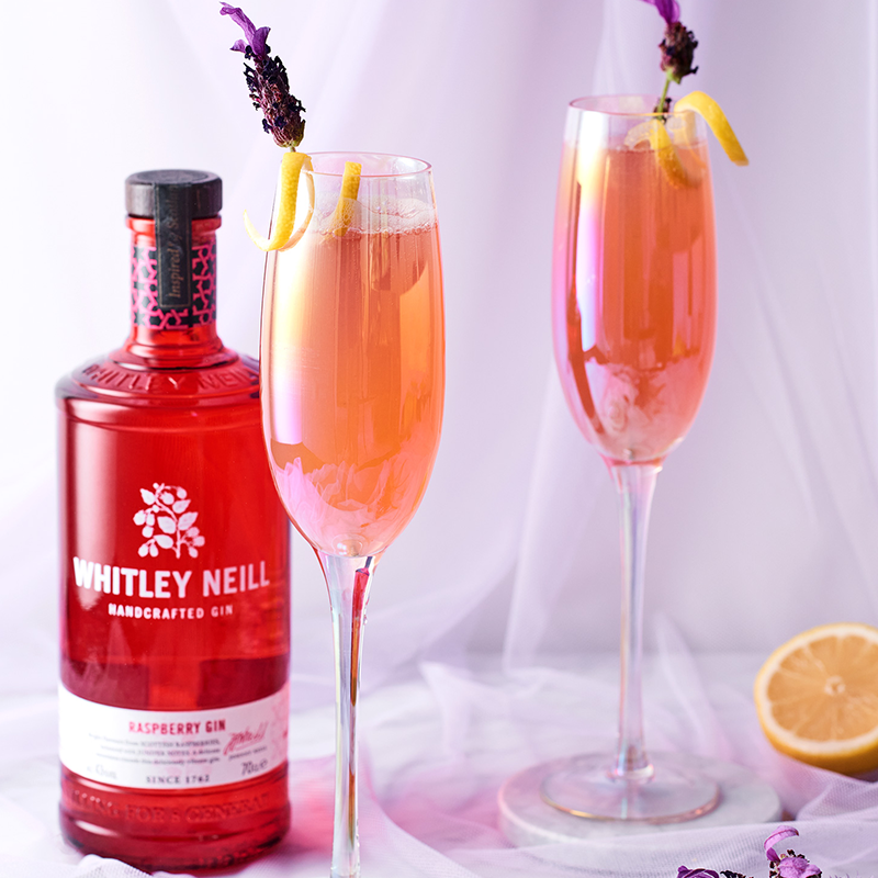 Refreshing gin and juice cocktail with a dash of prosecco to add some sparkle. Try with Whitley Neill Raspberry Gin.